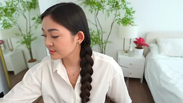 Peopleneedlove144 online show from March 2026 10:44:01 AM