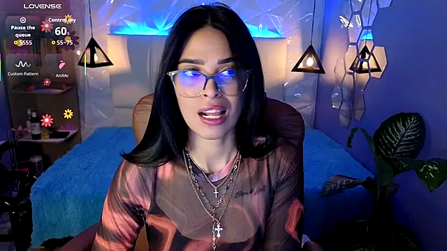 AlessiaVal  online show from November 2025 02:05:02 PM