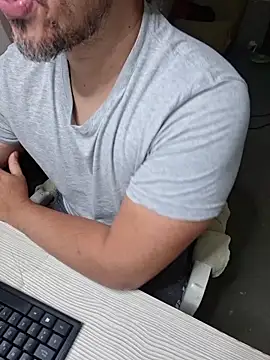 Snapshot of pob_cam chatting on February 2026 07:22:01 PM pob cam online show from February 2026 07:22:01 PM