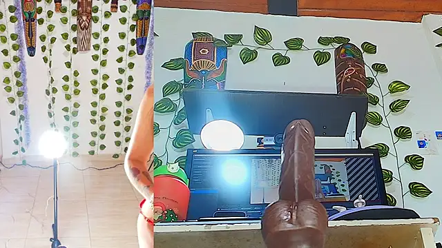 sharlotte funny online show from April 2026 06:06:01 PM
