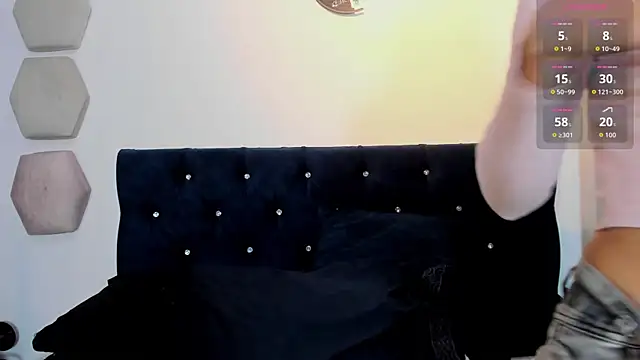 yulianademond66 online show from July 2026 07:19:02 PM