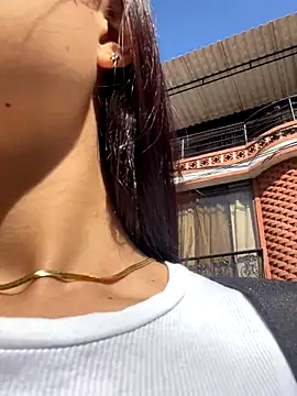 HannaRhodes online show from November 2025 01:54:02 PM