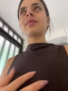 HannaRhodes online show from March 2026 01:25:01 PM