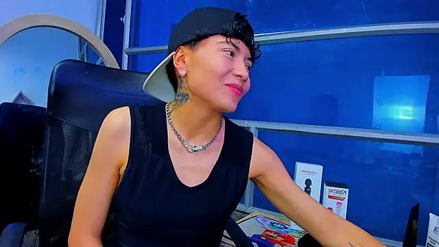 Snapshot of Im_Mathias chatting on November 2025 12:36:01 AM Im Mathias online show from November 2025 12:36:01 AM