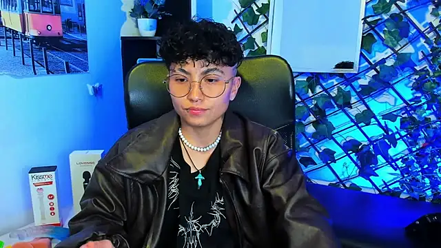 Im Mathias online show from April 2026 02:31:01 AM