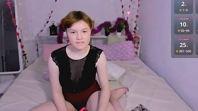 DreamyLuna online show from January 2025 11:35:02 PM