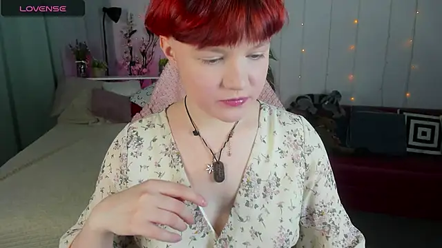 DreamyLuna online show from February 2025 08:38:02 PM