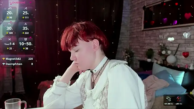 DreamyLuna online show from March 2025 12:10:02 AM