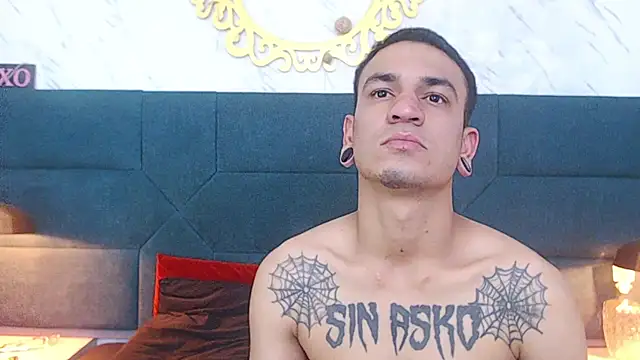 salome daniel online show from October 2025 07:43:01 PM