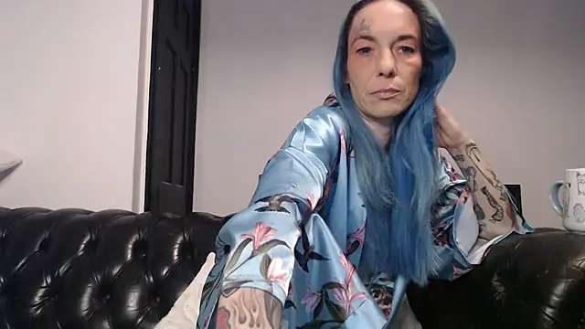 Snapshot of RavenryderUK chatting on January 2025 08:48:02 PM RavenryderUK online show from January 2025 08:48:02 PM