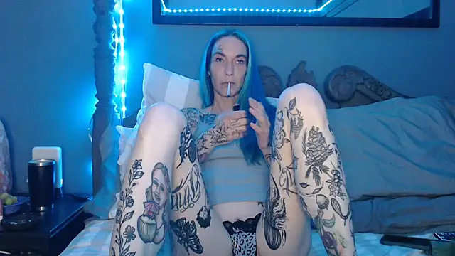 Snapshot of RavenryderUK chatting on October 2025 08:16:02 PM RavenryderUK online show from October 2025 08:16:02 PM