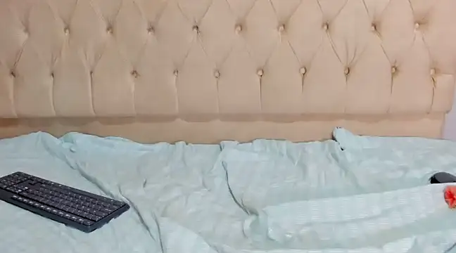 Snapshot of angelica_sexy1 chatting on January 2025 07:14:01 AM angelica sexy1 online show from January 2025 07:14:01 AM