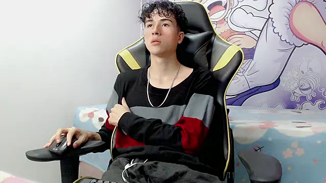 Snapshot of johnny_cagee chatting on December 2024 07:15:02 AM johnny cagee online show from December 2024 07:15:02 AM