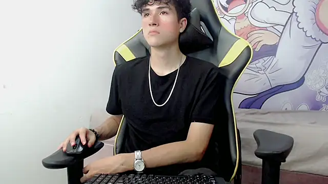 Snapshot of johnny_cagee chatting on January 2025 04:20:01 AM johnny cagee online show from January 2025 04:20:01 AM