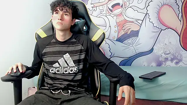 Snapshot of johnny_cagee chatting on February 2025 03:55:02 AM johnny cagee online show from February 2025 03:55:02 AM