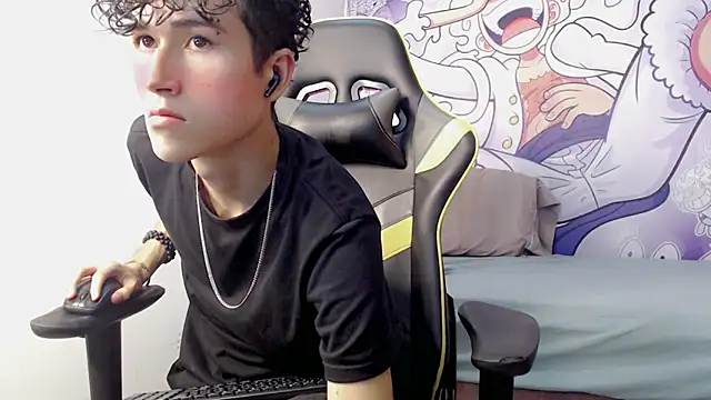 Snapshot of johnny_cagee chatting on February 2025 05:20:02 AM johnny cagee online show from February 2025 05:20:02 AM