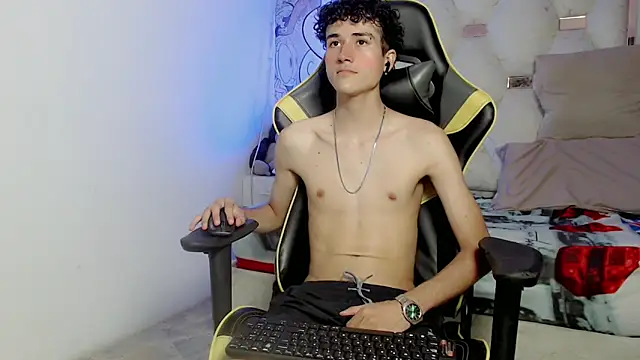 Snapshot of johnny_cagee chatting on September 2025 03:54:01 AM johnny cagee online show from September 2025 03:54:01 AM