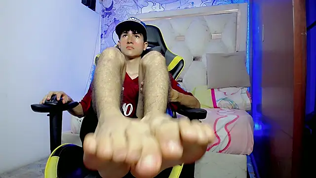 Snapshot of johnny_cagee chatting on November 2025 04:24:02 AM johnny cagee online show from November 2025 04:24:02 AM