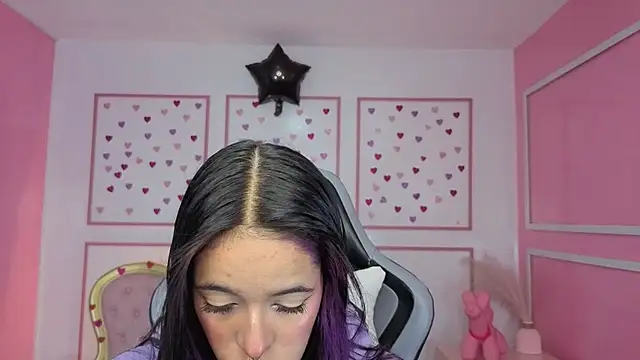 Snapshot of stephania_t chatting on January 2026 12:29:02 PM stephania t online show from January 2026 12:29:02 PM