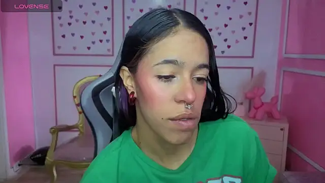 Snapshot of stephania_t chatting on February 2026 12:31:01 PM stephania t online show from February 2026 12:31:01 PM