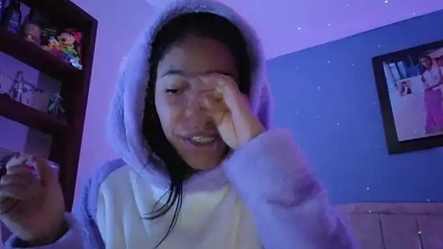 Snapshot of stephania_t chatting on February 2026 11:17:01 AM stephania t online show from February 2026 11:17:01 AM