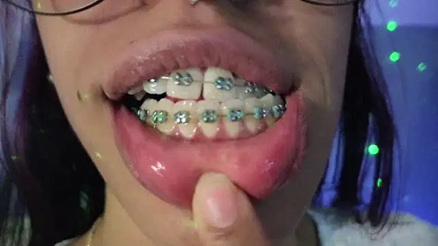 Snapshot of stephania_t chatting on February 2026 01:35:02 AM stephania t online show from February 2026 01:35:02 AM