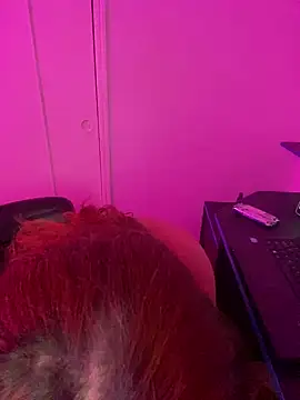 Snapshot of Elaa_euphoria chatting on December 2024 07:32:02 PM Elaa euphoria online show from December 2024 07:32:02 PM