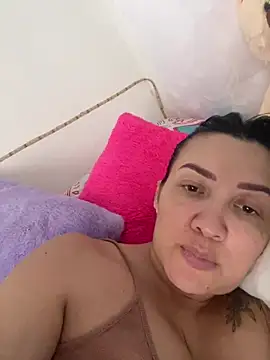 juliamond online show from March 2025 07:49:01 PM