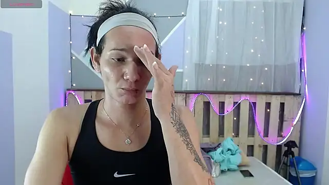 Michellcockxxx online show from February 2025 11:54:01 AM