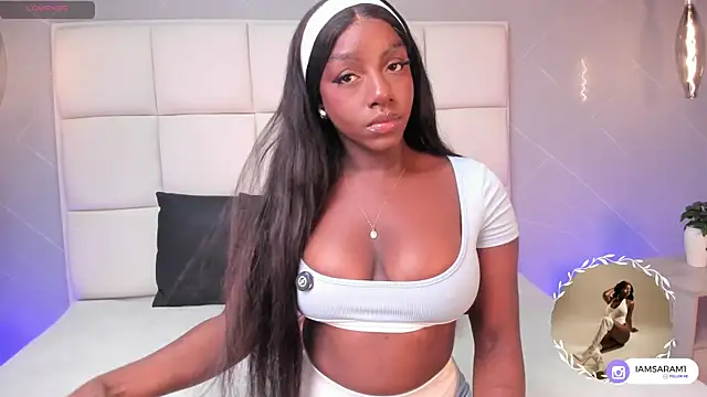 Snapshot of SaraMonroe1 chatting on January 2026 11:37:01 AM SaraMonroe1 online show from January 2026 11:37:01 AM