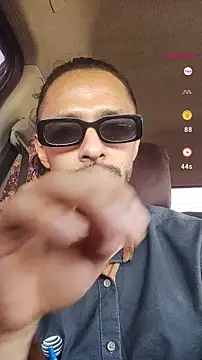 Snapshot of Donstark6669 chatting on January 2025 11:29:01 PM Donstark6669 online show from January 2025 11:29:01 PM