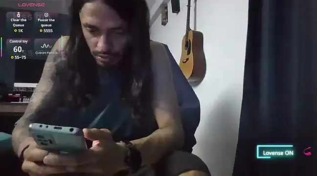 Snapshot of Donstark6669 chatting on February 2025 08:02:02 AM Donstark6669 online show from February 2025 08:02:02 AM