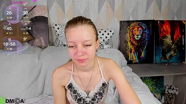 Michelle Blond online show from October 2025 06:12:01 AM