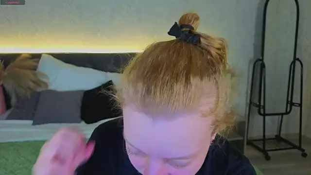 Snapshot of Michelle_Blond chatting on April 2026 09:39:01 AM Michelle Blond online show from April 2026 09:39:01 AM