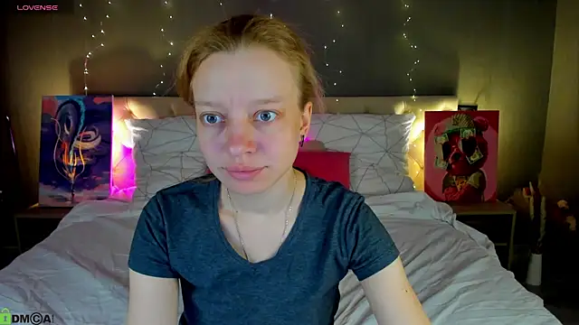 Michelle Blond online show from May 2026 01:11:02 AM