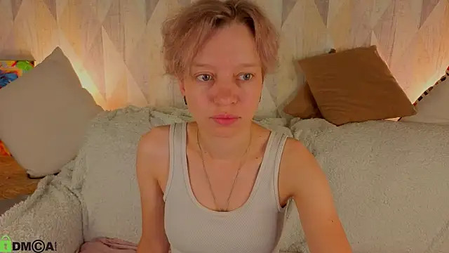 Michelle Blond online show from July 2026 01:03:01 AM
