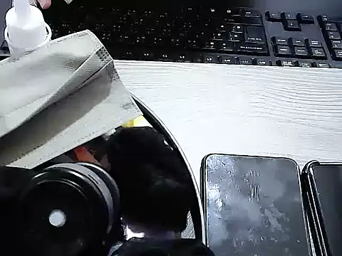 yourz tw online show from March 2026 05:52:02 PM