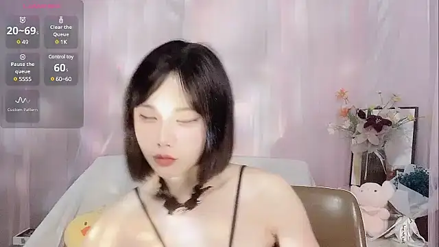 Snapshot of LaoSHI-999 chatting on March 2025 11:03:02 PM LaoSHI-999 online show from March 2025 11:03:02 PM