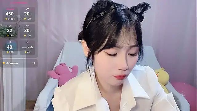 Snapshot of LaoSHI-999 chatting on November 2025 11:00:01 AM LaoSHI-999 online show from November 2025 11:00:01 AM