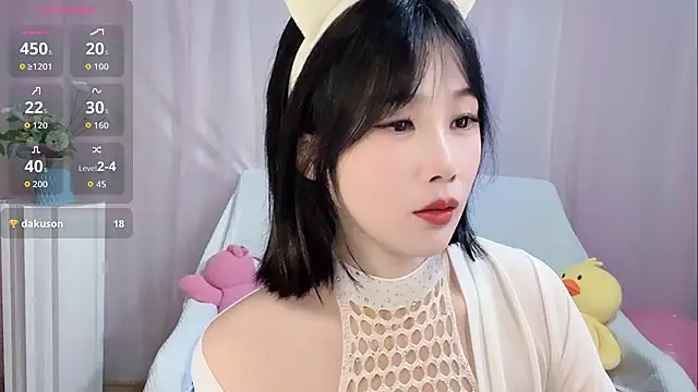 Snapshot of LaoSHI-999 chatting on November 2025 10:59:01 AM LaoSHI-999 online show from November 2025 10:59:01 AM