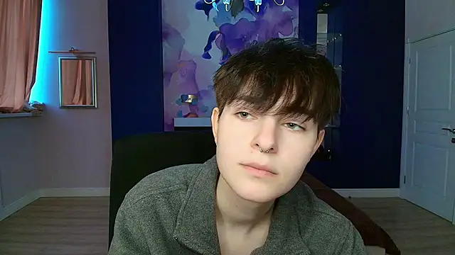 EmiliaYours online show from January 2025 12:41:02 PM