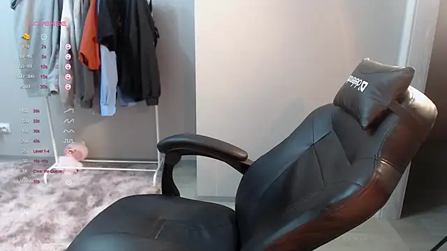 Snapshot of mishadiesel chatting on December 2024 06:16:01 PM mishadiesel online show from December 2024 06:16:01 PM