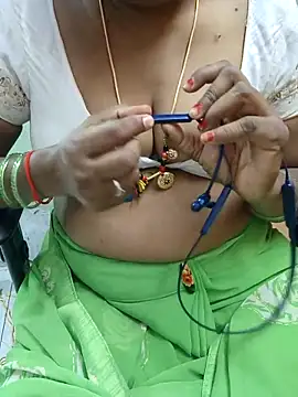 Snapshot of sweety_telugupilla chatting on January 2026 10:30:02 AM sweety telugupilla online show from January 2026 10:30:02 AM