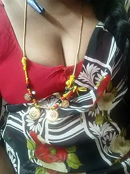 Snapshot of sweety_telugupilla chatting on February 2026 09:07:02 AM sweety telugupilla online show from February 2026 09:07:02 AM