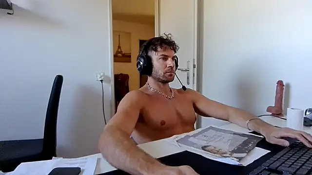 alpha-hunk online show from April 2026 01:33:02 PM