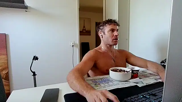 Snapshot of alpha-hunk chatting on June 2026 10:17:02 AM alpha-hunk online show from June 2026 10:17:02 AM