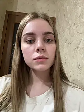 SIlviaBeyt online show from September 2025 07:17:01 PM