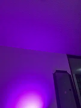 aurora divine online show from March 2026 10:05:02 PM