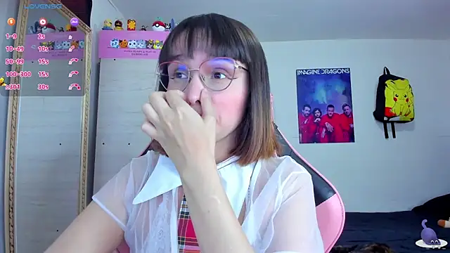 Snapshot of Lucyy-hess chatting on September 2025 08:09:01 PM Lucyy-hess online show from September 2025 08:09:01 PM