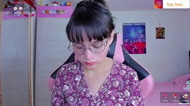 Lucyy-hess online show from April 2026 06:14:02 PM